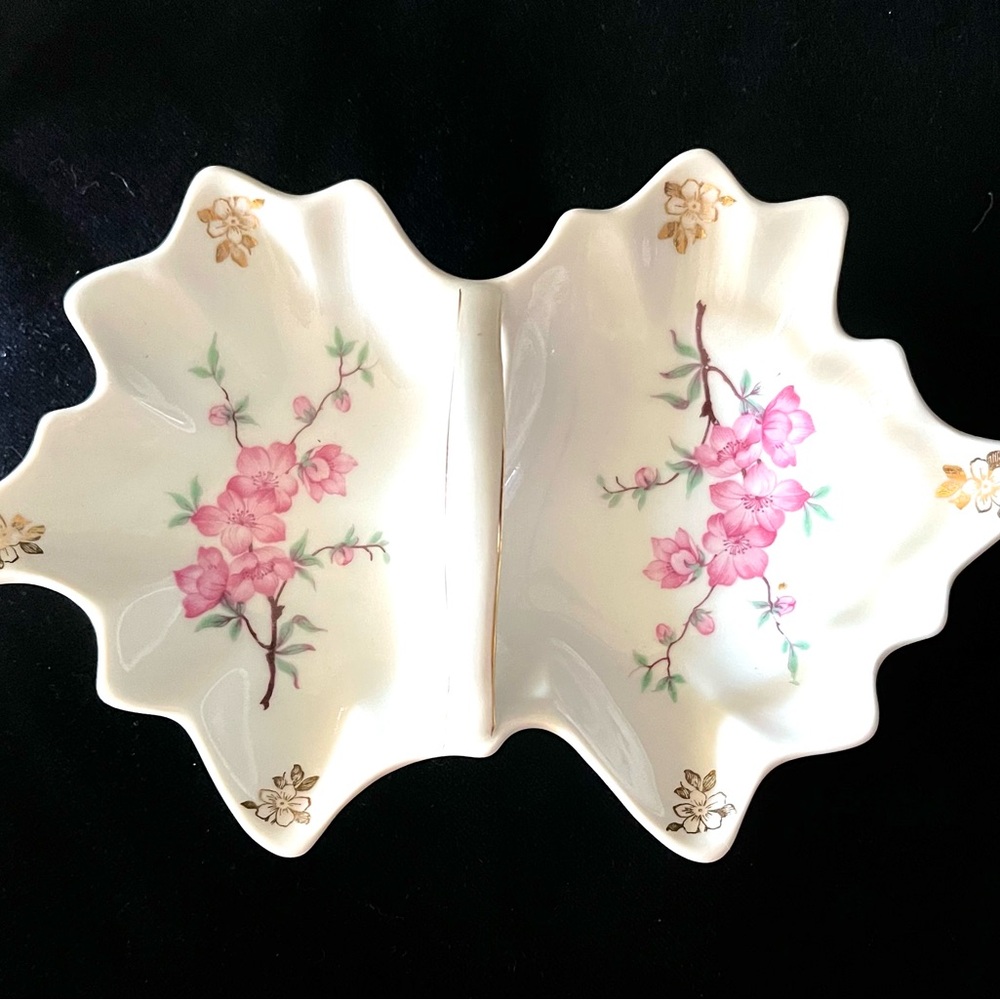 Vintage Mitterteich Bavaria divided leaf-shaped candy dish